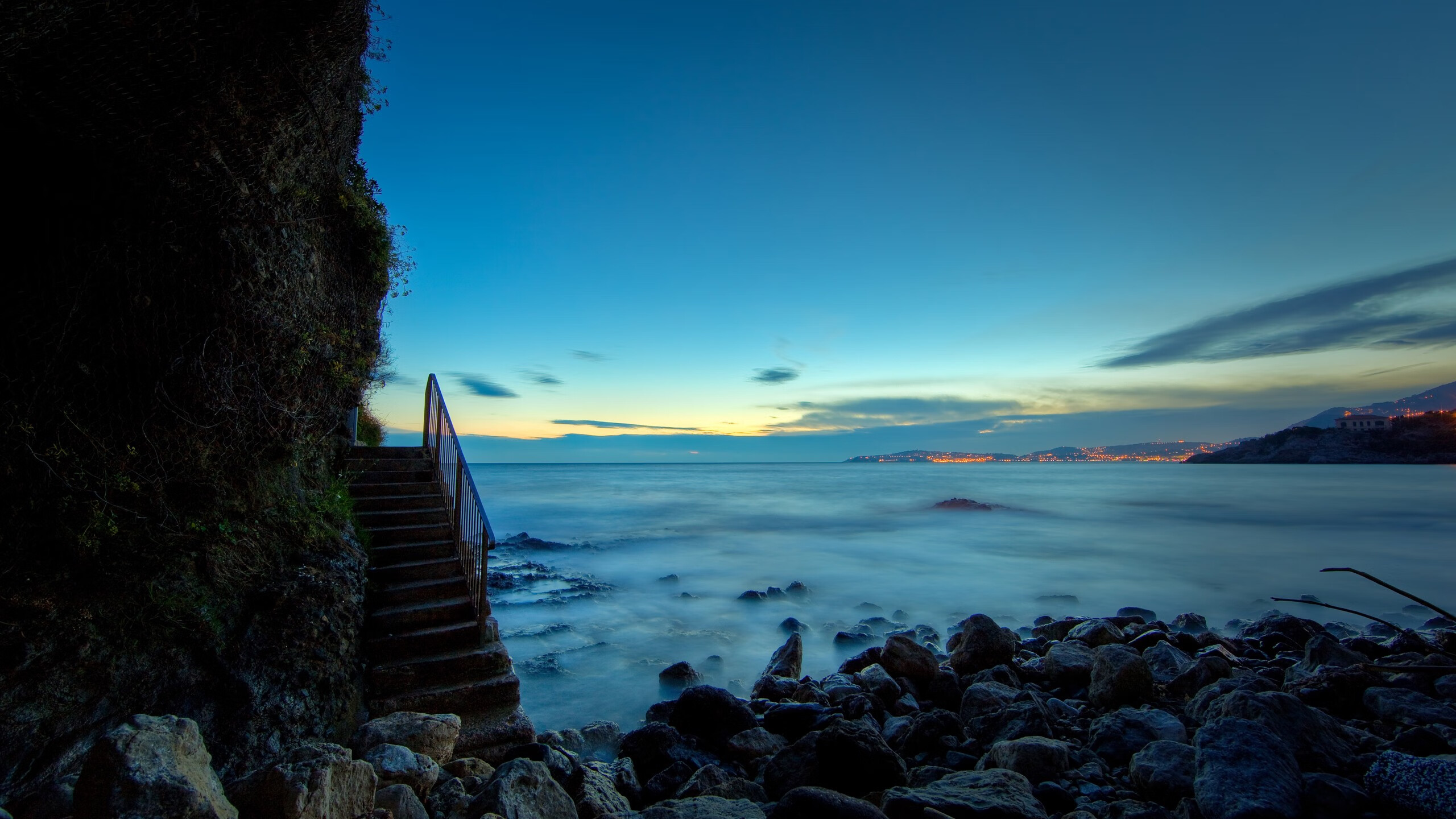 绿茵风暴,北非雄狮催城拔寨,维尼修斯加冕关键先生