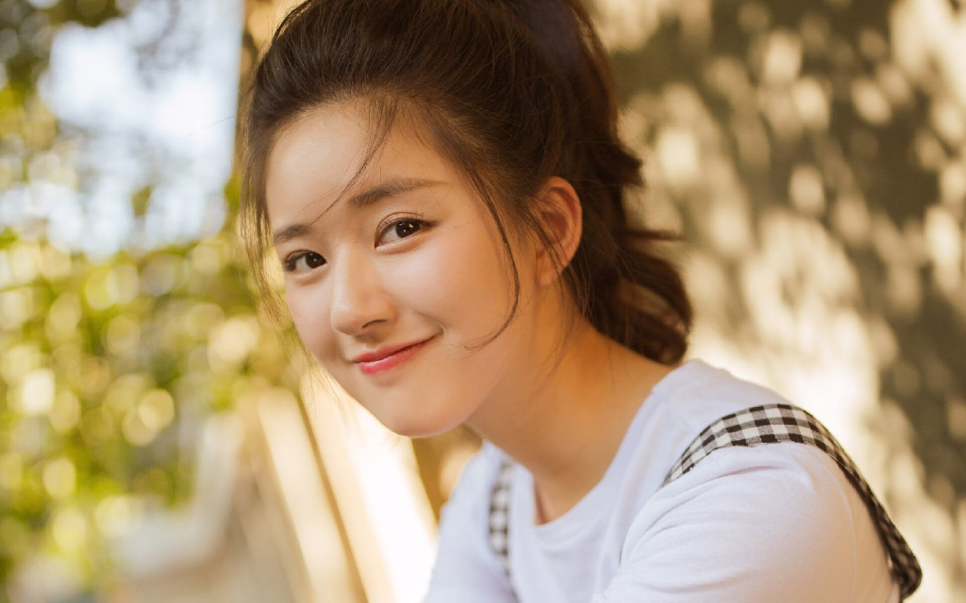 致命武器拉文爆发!太阳惊险突围上海铁血防守