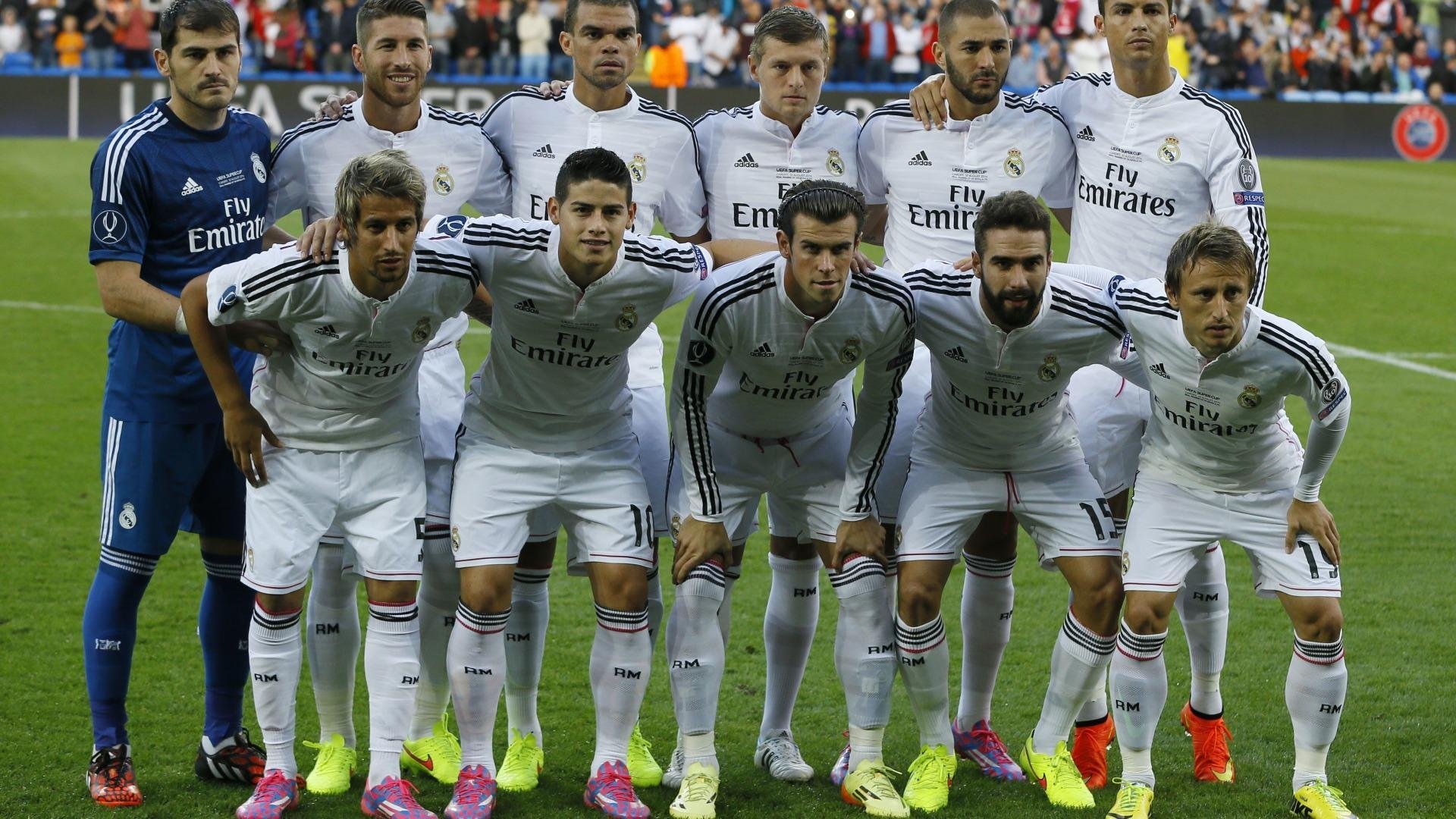 指挥家的过境，当莫德里奇的左手拨动国际蓝与全白海的潮汐