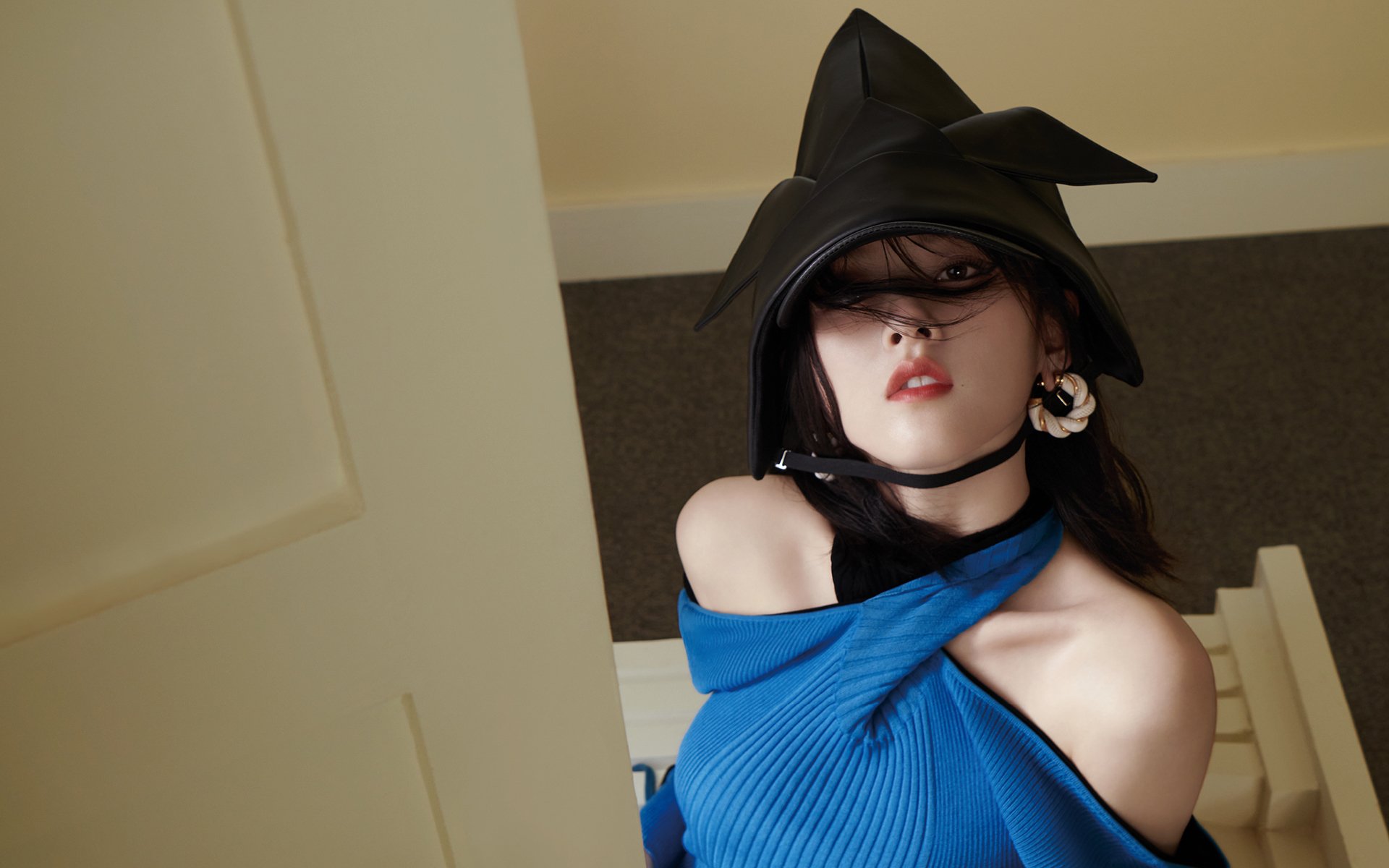 钢铁防线崩塌夜，伊布三记重炮轰碎瑞士军刀